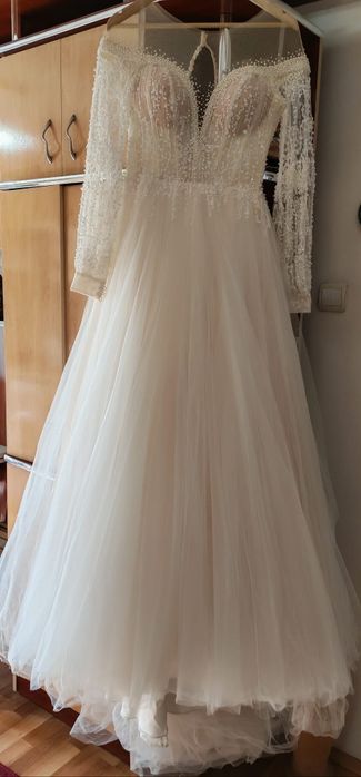 Rochie mireasa  de vanzare