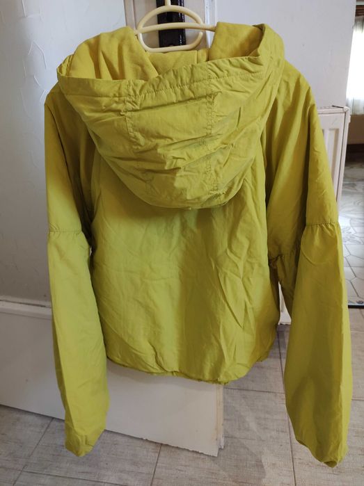 Яке Benetton     .