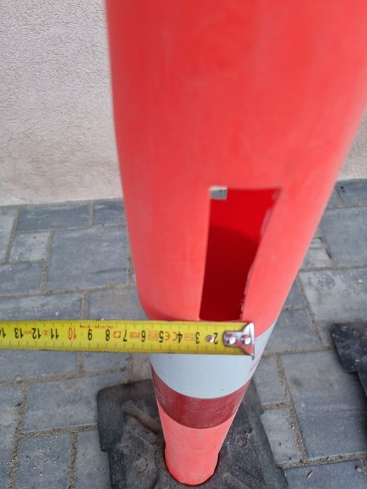 Stâlpi semnalizare / delimitare rutiera