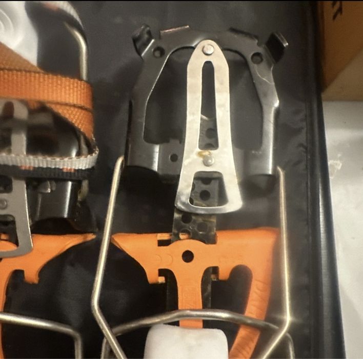 Coltari Petzl Dartwin Black Diamond Sabretooth Cassin C14 grivel