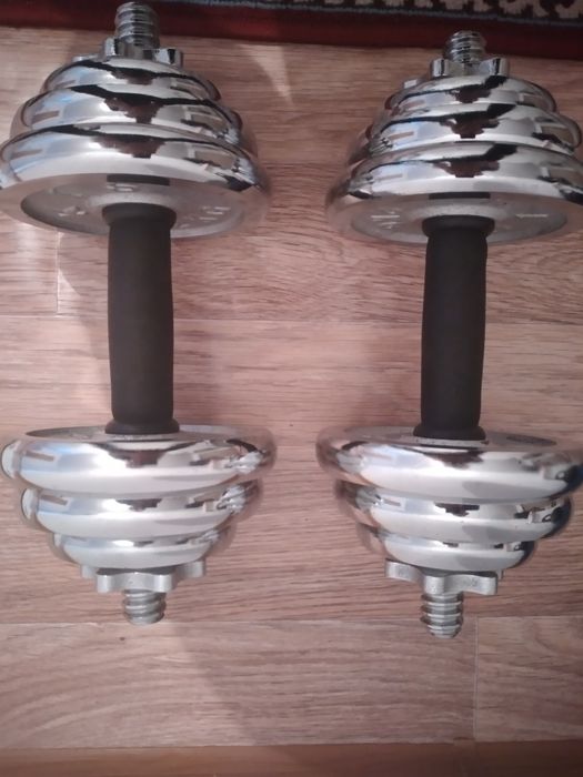 Продам гантели в отличном состояние