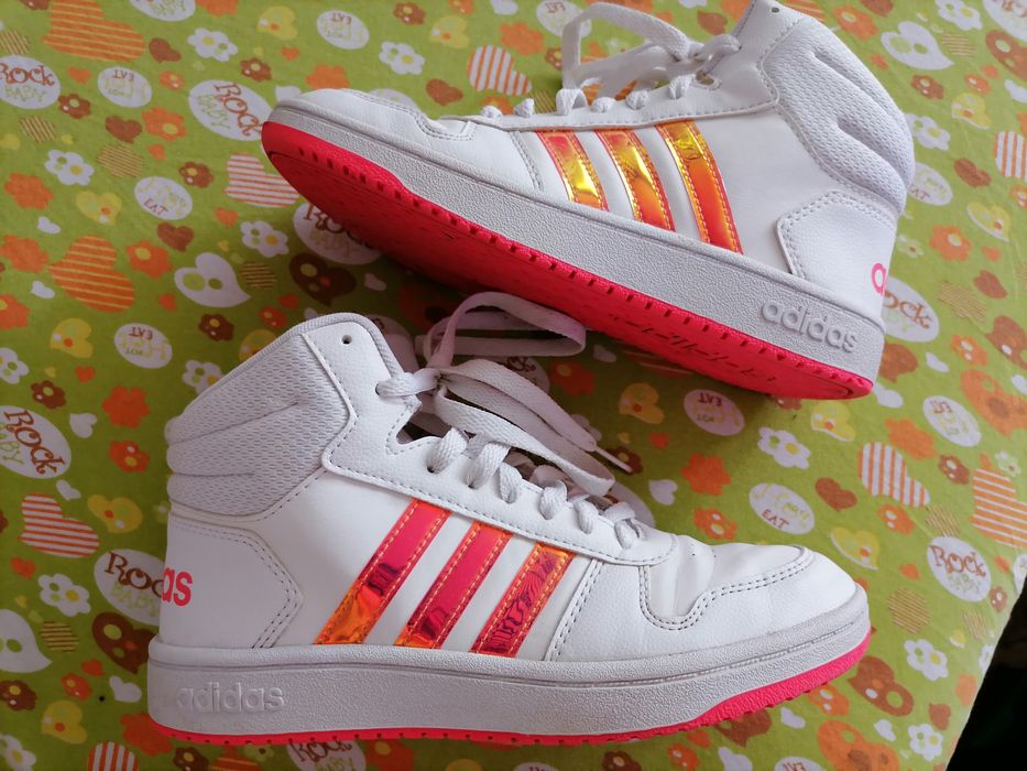 Маратонки Adidas, номер 38.