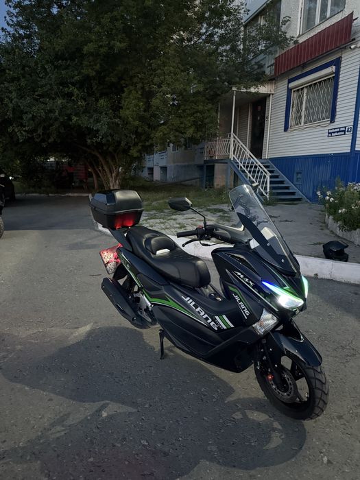Продам скутер N maks мопед