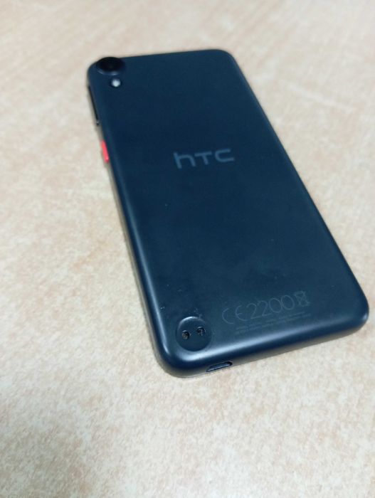 Смартфон HTC Desire 530