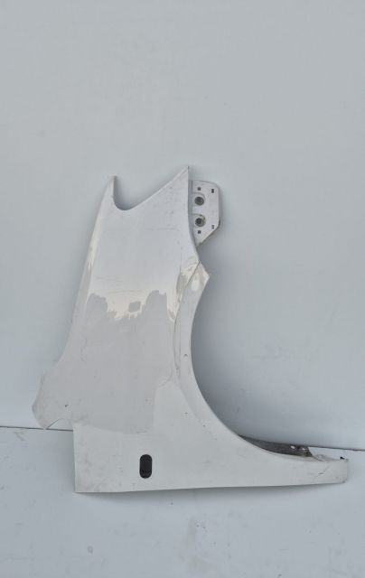 Aripa  dreapta fata Volkswagen VW Touran prima generatie