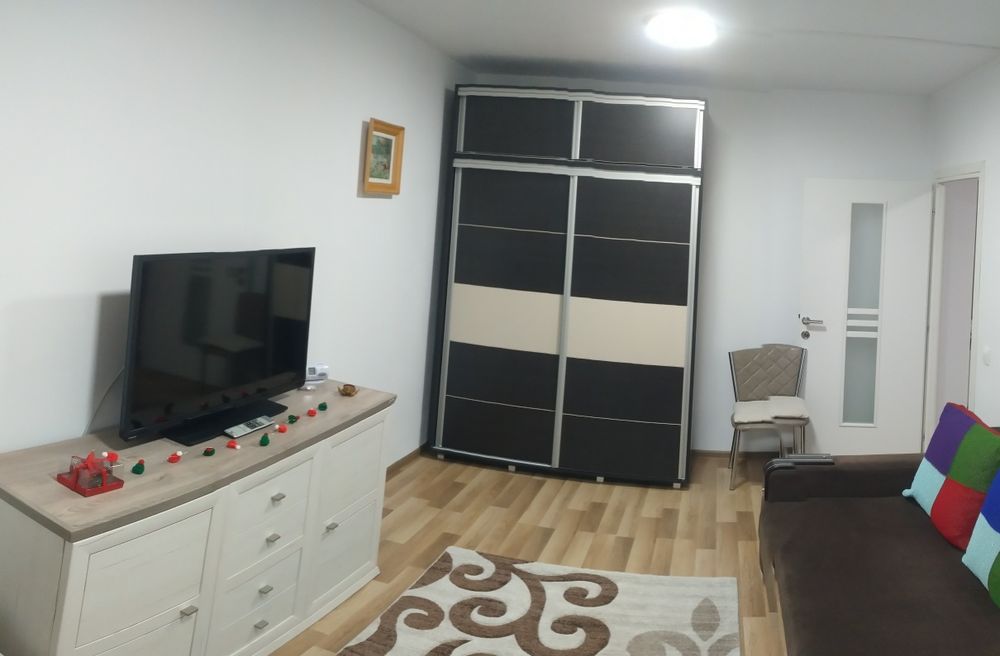 Garsonieră decomandată Sânpetru Residence