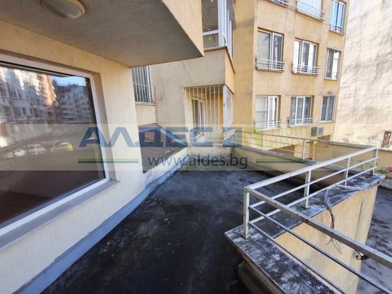 Продава се Тристаен апартамент в София, Борово - 132 кв.м за 1063 €/кв.м - Снимка #8