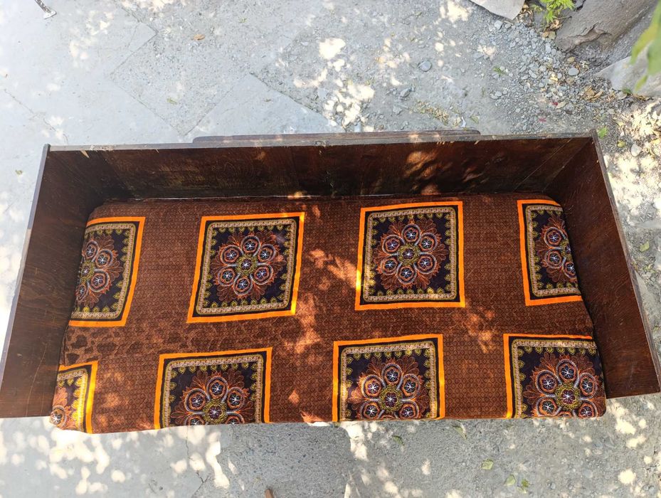 Диван кроват сотилади