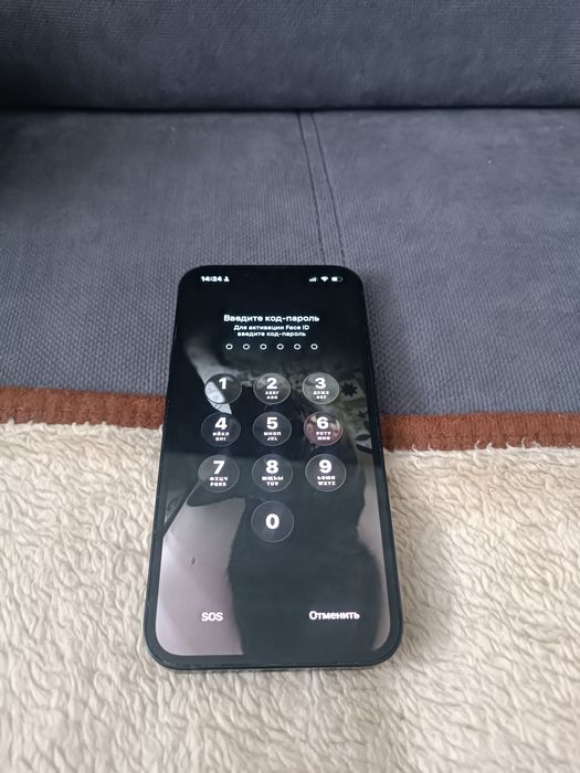 Продам айфон 13 срочно