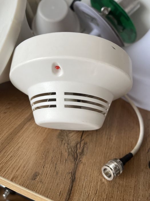 Скрытая GSM антенна усилителя сигнала сотовой связи и репитера