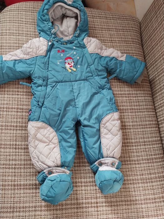 Продам комбинезон зимний