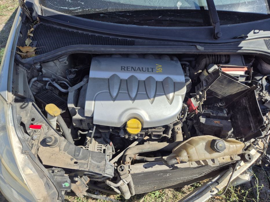 Рено Клио автомат, 1.6, 16V, бензин на части. Reno Klio.