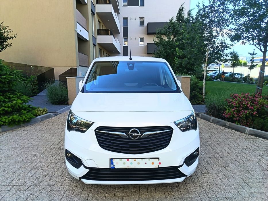 Opel combo-AUTOMAT 7 locuri 2020 EUR 6+