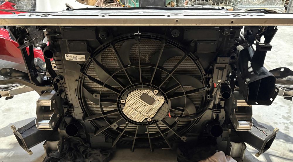 Части за челен удар БМВ Х3 Г01 Х4 Г02 М40 / Предница за БМВ Х3 Х4 М40д