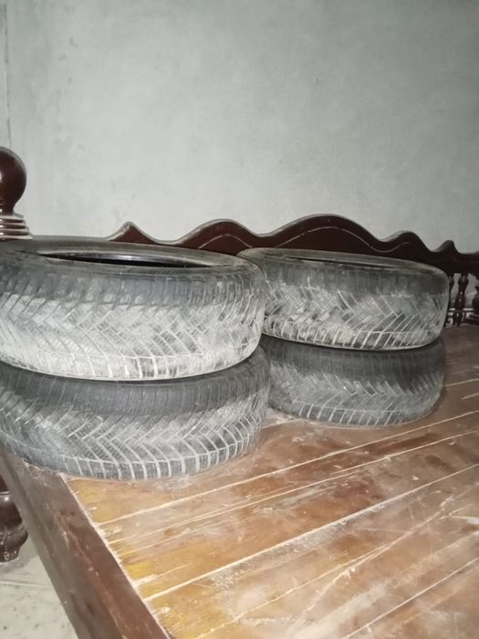 Балон шина 195.60.R15.