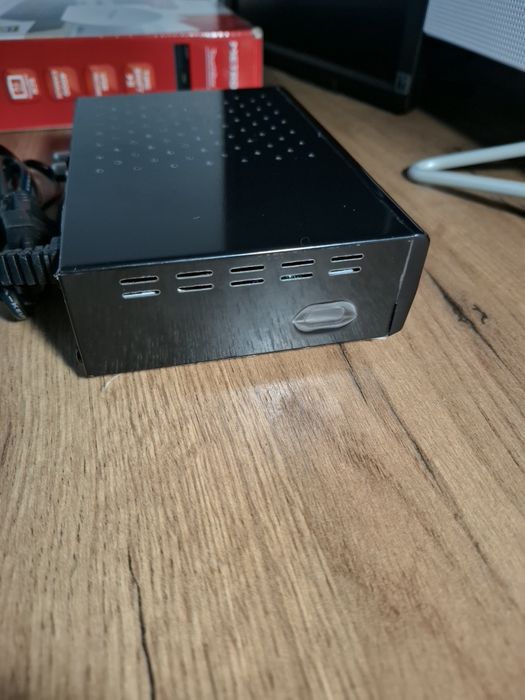 Receptor satelit Metronic TouchBox HD3.