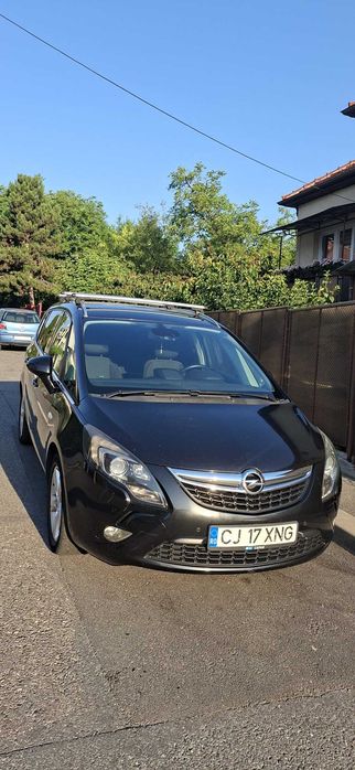 Vand Opel Zafira Tourer diesel 2.0 - 165CP - 7 locuri din 2012