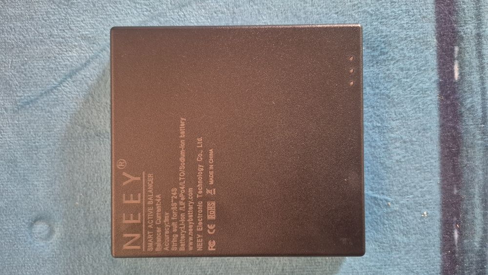 Neey balancer baterii Litiu-ion