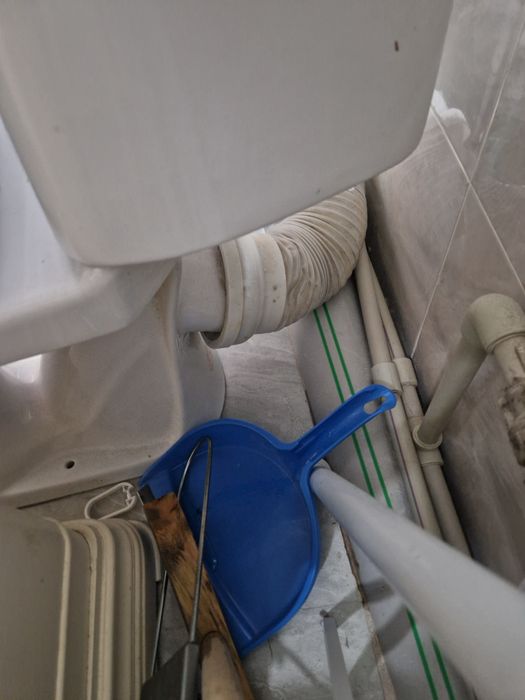 Унитаз б/у белый