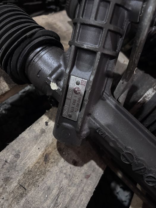 Рулевая рейка на BMW E39