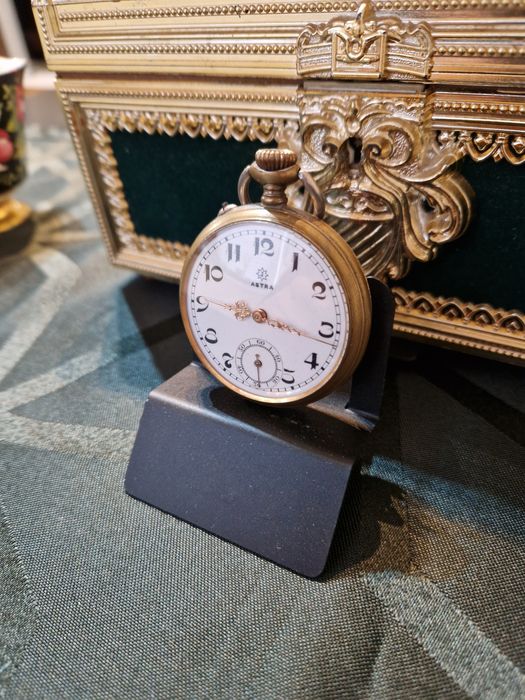 Рядък антикварен колекционерски джобен часовник Junghans Astra