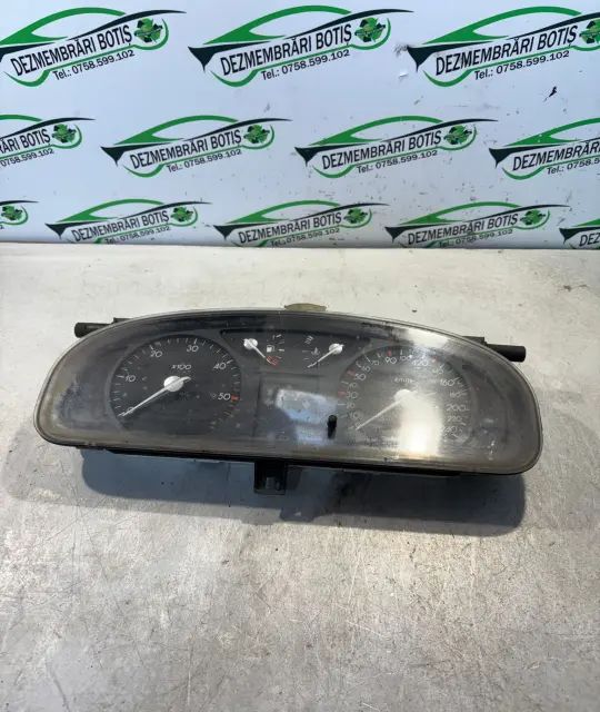 Ceasuri bord Renault Laguna 2002 1.9 DCi MT (120 hp)