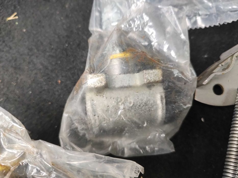 Saboți frână Lucas