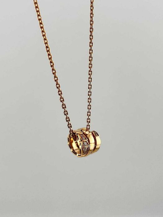Колье Bvlgari Serpenti
