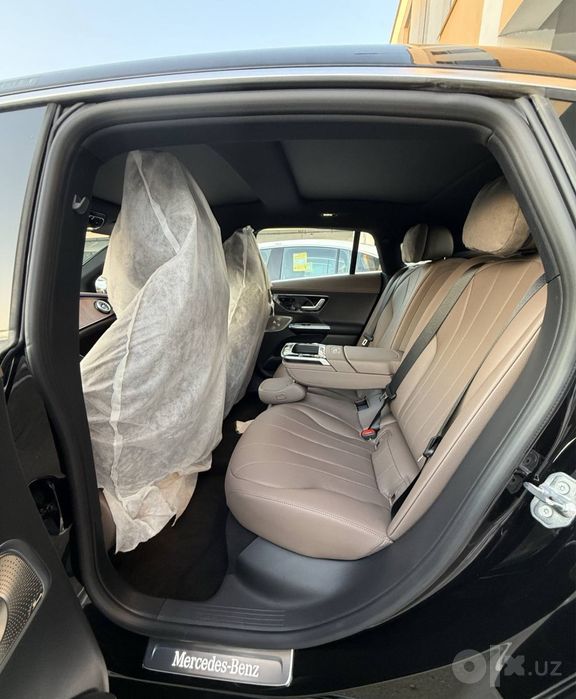 Mercedes-Benz EQE 500 4MATIC - 2025 yil