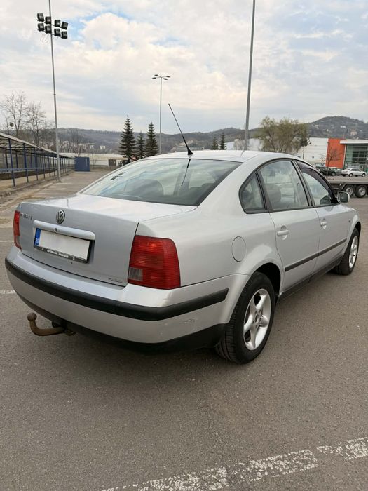Vând VW Passat B5