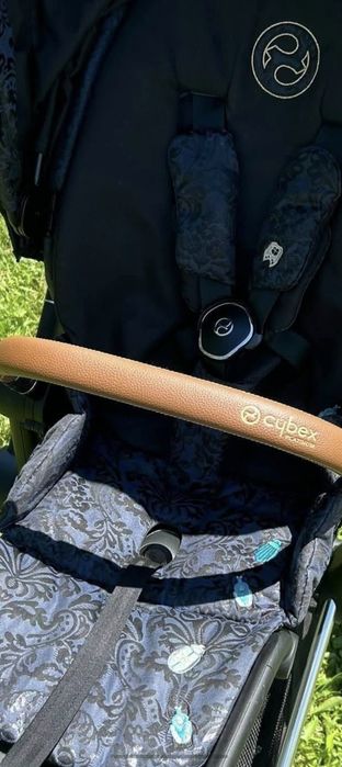 Шаси Cybex Priam 4 Chrome Brown с основа за седалка