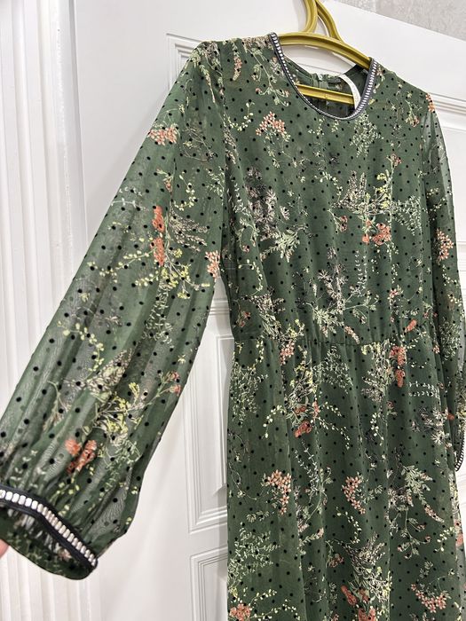 Әдемі көйлек сатылады