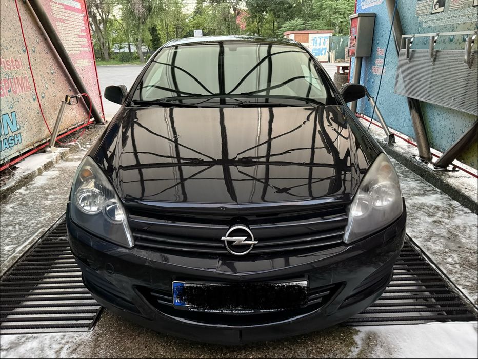 Opel Astra H GTC