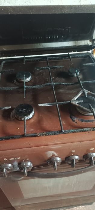 Отдам плиту газовую