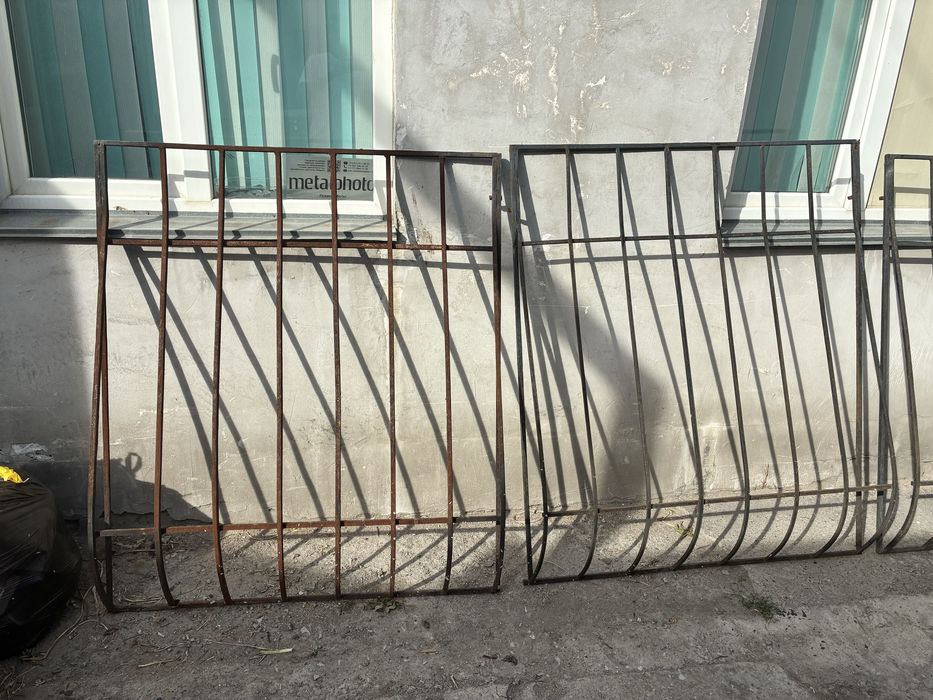 Продам решетки на окна