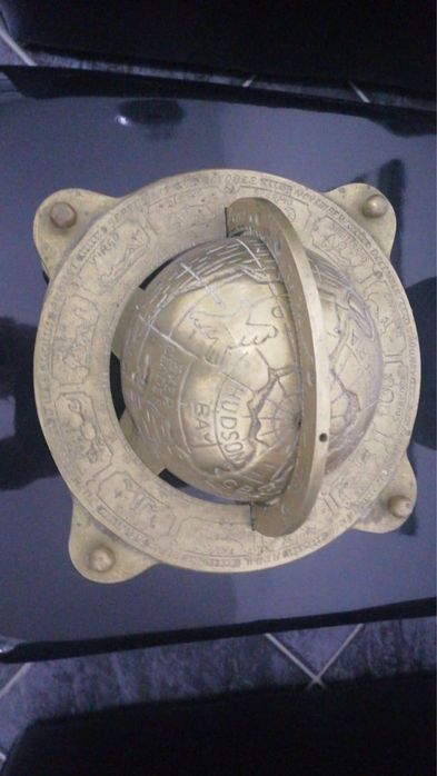 Glob pamantesc… mare bronz