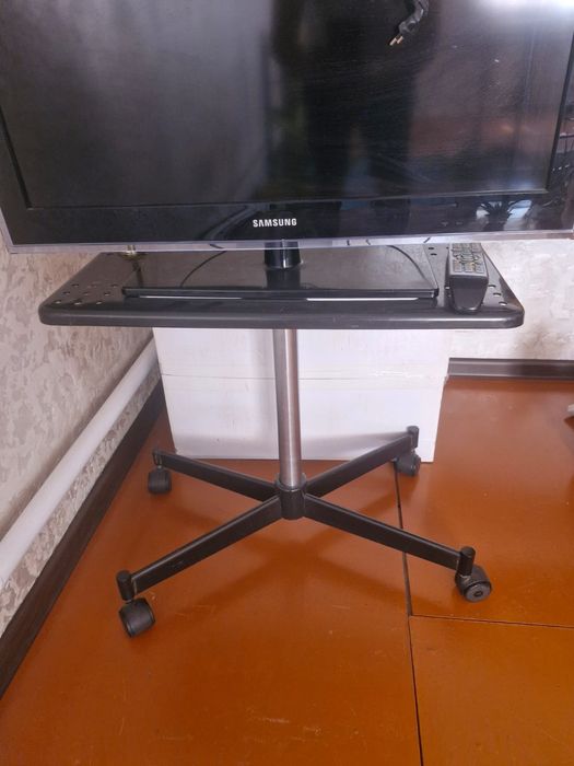 Телевизор ЖК 32Д