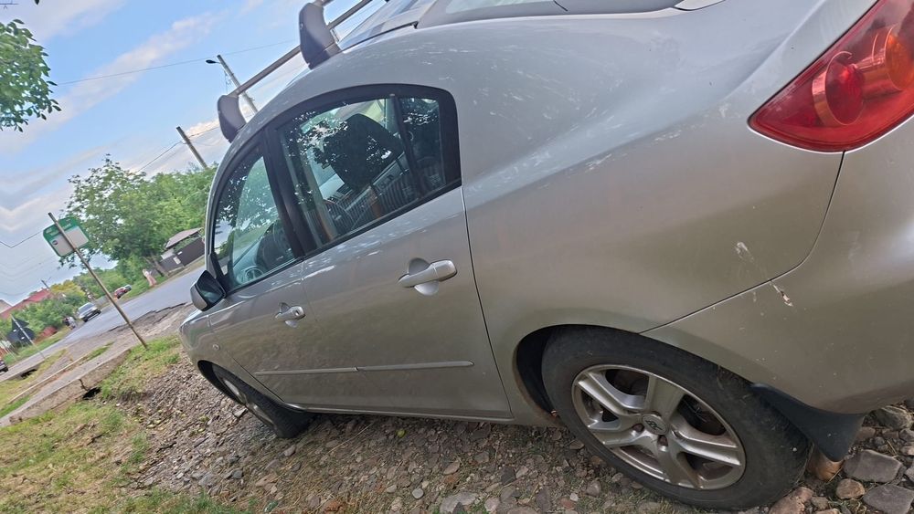 MAZDA 3 2006 — imagine 4