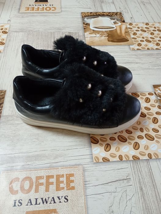 Pantofi  Nr.37 și 37,5