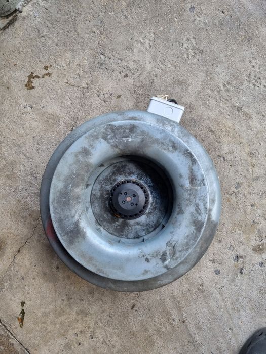 Канальный вент бу хороший