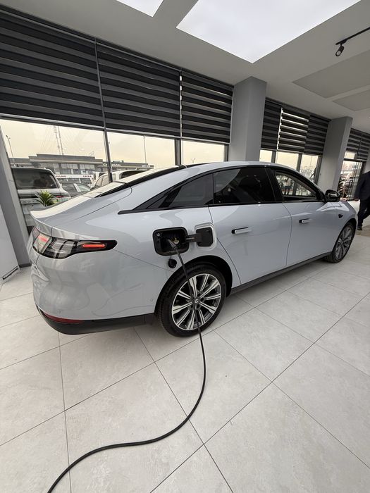 Leapmotor C01 216km Hybrid Premium + Skylight