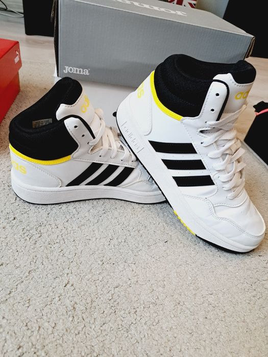 Кецове Adidas ,бели!