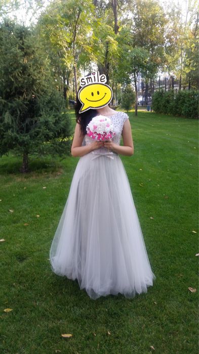 Платье в пол с шлейфом