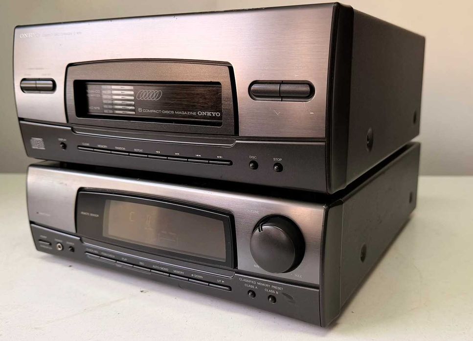 Amplificator Onkyo Premium R-30 Tuner Amplifier & C-M70 CD Changer – Pachet Rar