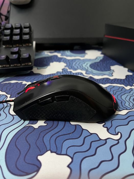 Продам игровую мышку