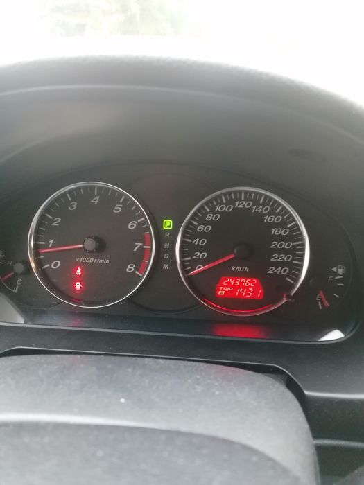 Mazda 6 4*4 2003