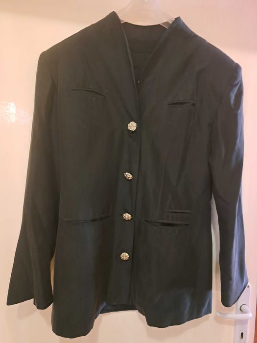 Дамски сака, различен стил