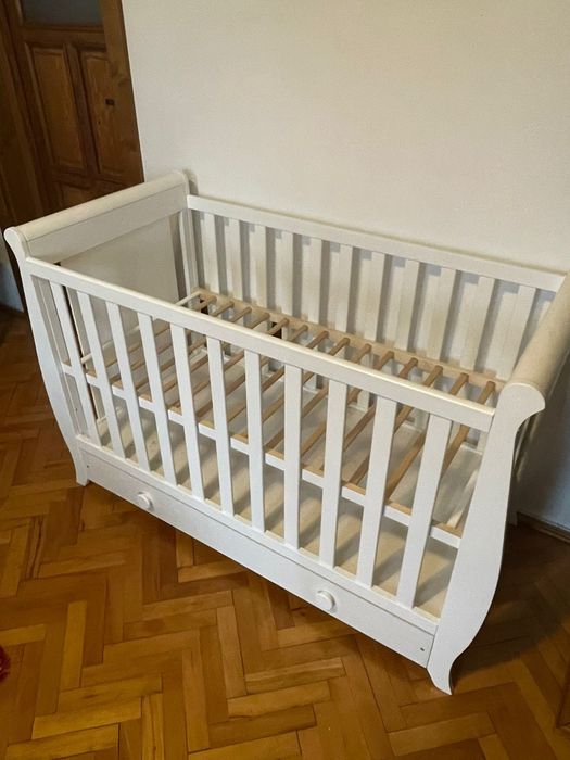 Patut lemn cu sertar nefolosit