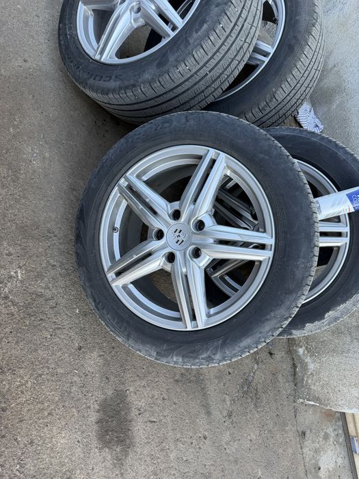 Джанти Porsche Caeynne