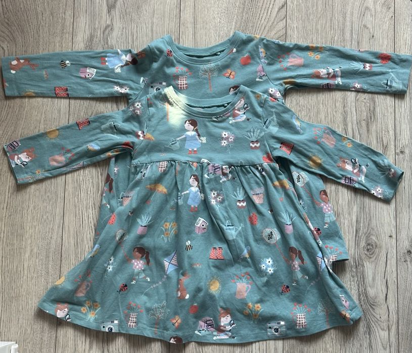 Дънки с ластик H&M, рокли Next, блузи Benetton